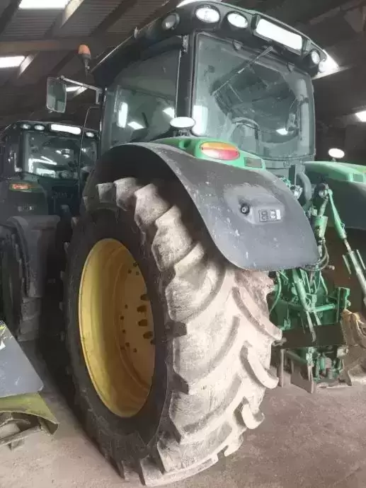 gallery_1_john-deere-6175r-powrquad-mjenjac-slika-249531055_1756638093.jpg